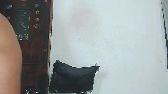 Chat XXX en directo de x_miila_x