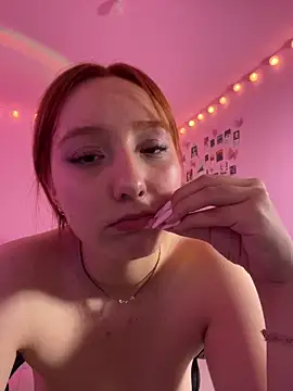 Davne_ élő XXX-chatje