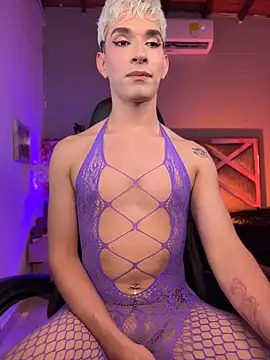 Pokazy przed kamerką – Cherry_zayden_