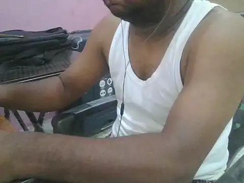 ITGuyhyd Show in webcam