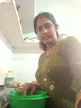 Guriya_0076 Chat XXX live