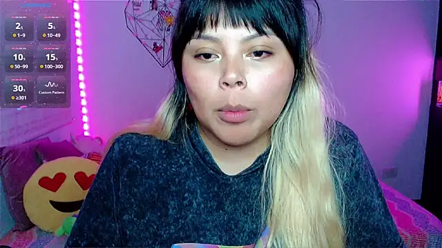 Chat +18 de EllieMoonX ao vivo
