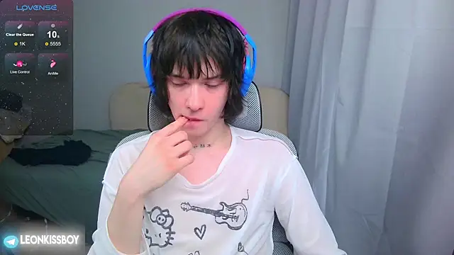 LeonBoykisser élő XXX-chatje