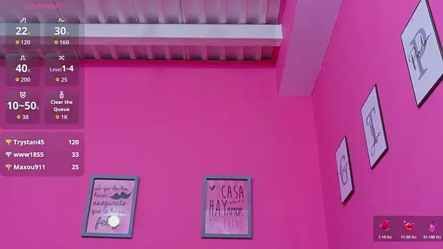 Вебкам-шоу bigcurvymoomy