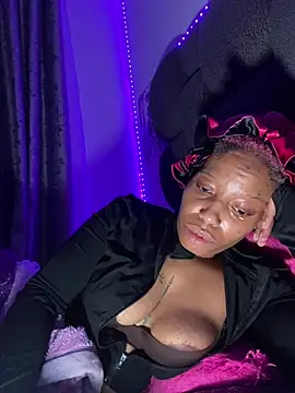 Chatroom XXX en direct de RainBougie