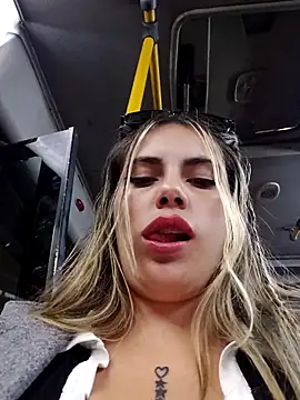 Chat XXX en directo de Cata_city1106