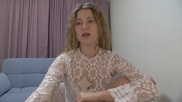 CasandraMarc's Webcam Show