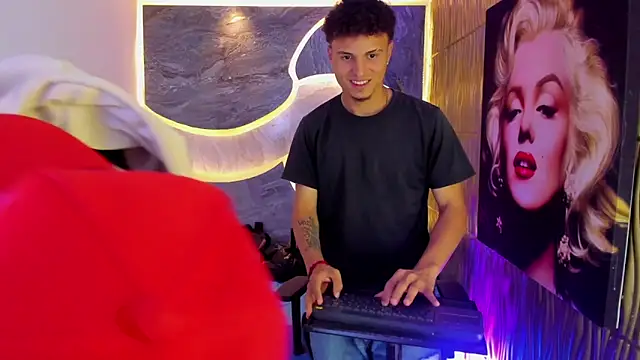 The_King_Swit Show in webcam