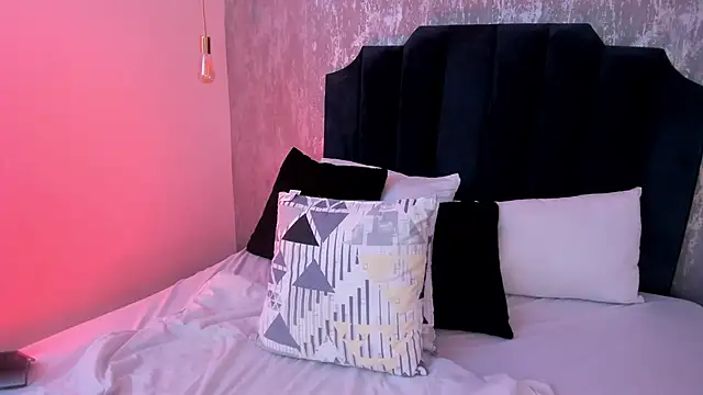 Ivi_jones_'s Live XXX Chat