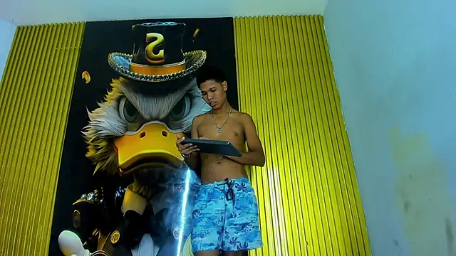 Gang_Members_xxx_ 网络视讯表演