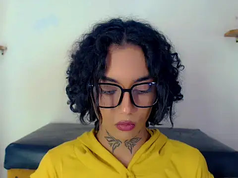 Darianna_A 在線直播表演