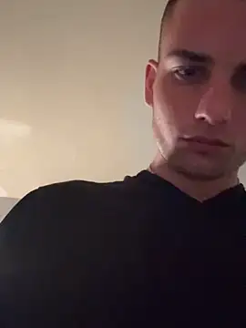 Milanese22 Webcam Show