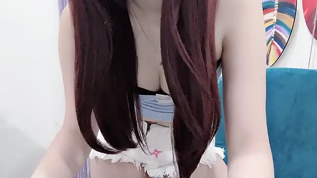 Ari-sweety élő XXX-chatje