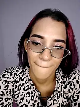 Chat +18 de cris_dulce ao vivo