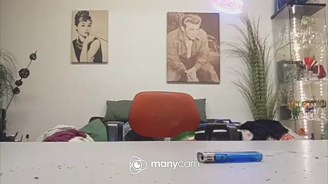 der_dino30: онлайн-секс-чат