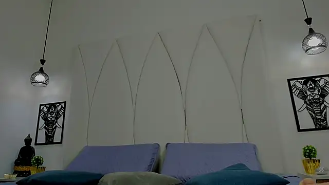 Živý XXX chat Mia_Reyesjs