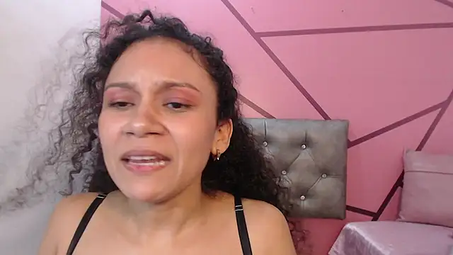 Sembang XXX Secara Langsung Little18Doll