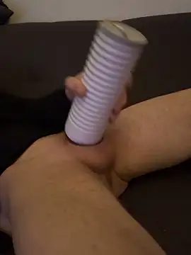 Pertunjukan Kamera Web LionBoy1976