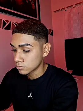 Show modela ApoloKiss_ na web-kameri