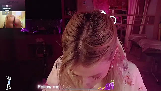 Živý XXX chat AnnieGOld_