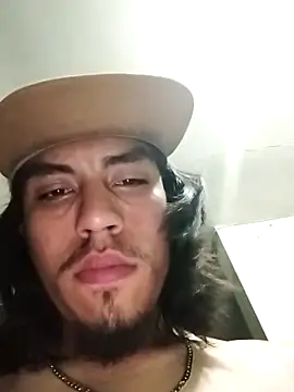 AlexAlejandro13 Pertunjukan Webcam