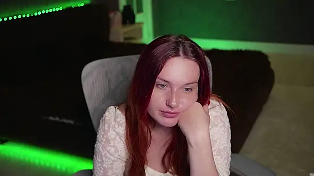 LisaElfy Pertunjukan Webcam