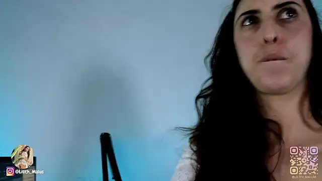 Lilith_malum Adlı Modelin Canlı XXX Sohbeti