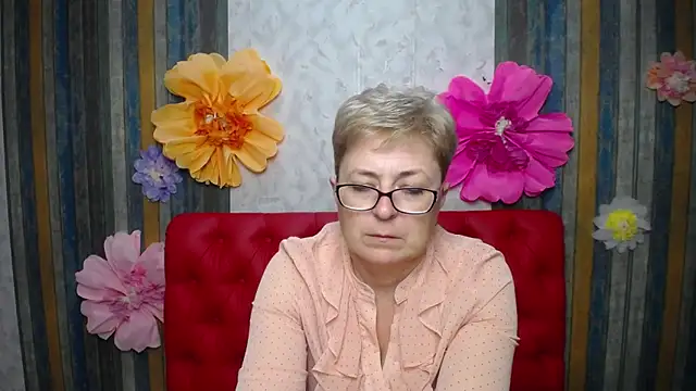 แชท XXX สดของ EmiliaGree