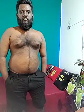 Rayansmith_n Webbikameraesitys