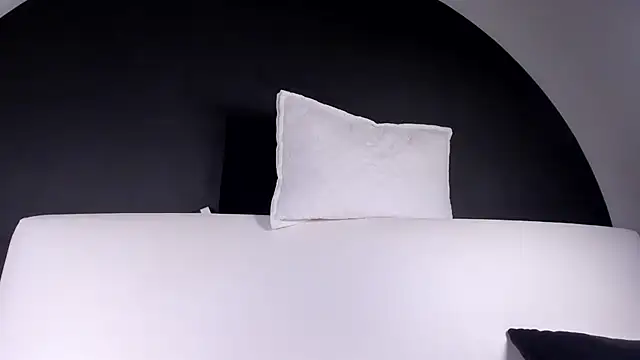 Carly_lopez 在線直播表演