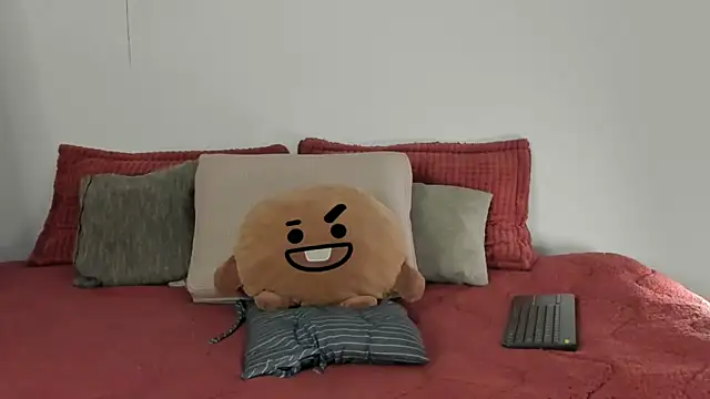 Ezzio_Scolaro 在線直播表演