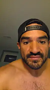 piggylatino 现场XXX聊天