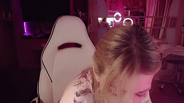 AnnieGOld_ live XXX chat