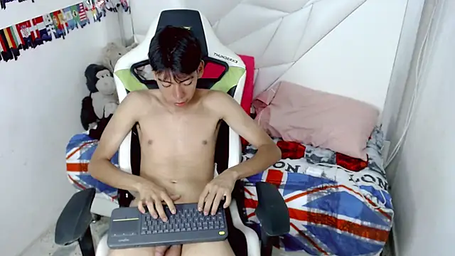 Liarr_ 网络视讯表演