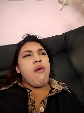 kimCosseyy 在線直播表演