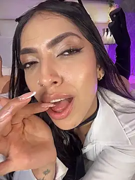 دردشة Celeste_Amber الجنسية المباشرة