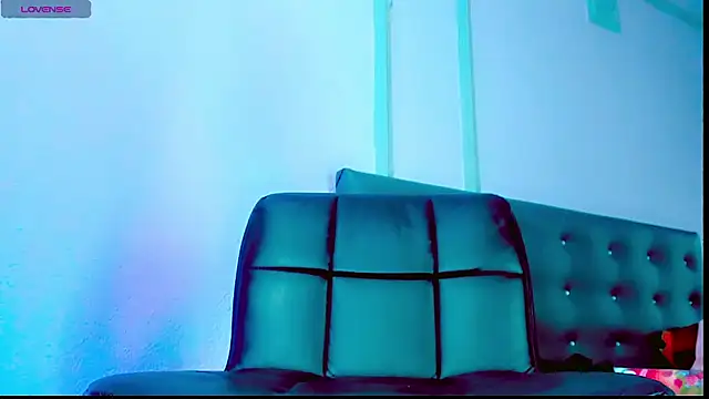 Pokazy przed kamerką – malahya_