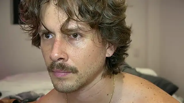 mcklister_kinky_feets Adlı Modelin Web Kamerası Şovu