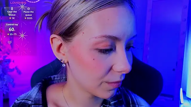 LumMina live XXX chat