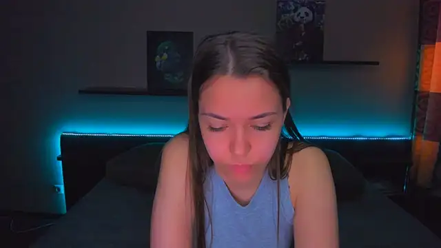 AlexaBarkley Adlı Modelin Canlı XXX Sohbeti