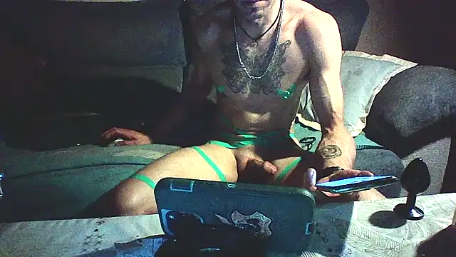 dura87 Chat XXX live