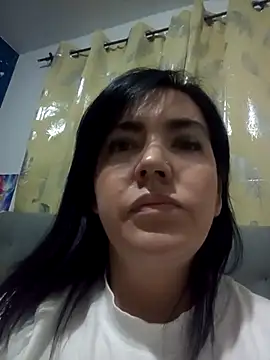 Ada_Phone_ Chat XXX in diretta