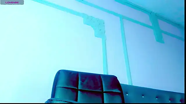 malahya_ Show in webcam