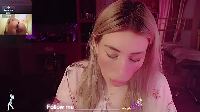 AnnieGOld_'s Live XXX Chat