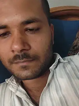 devil_khilesh webcam show