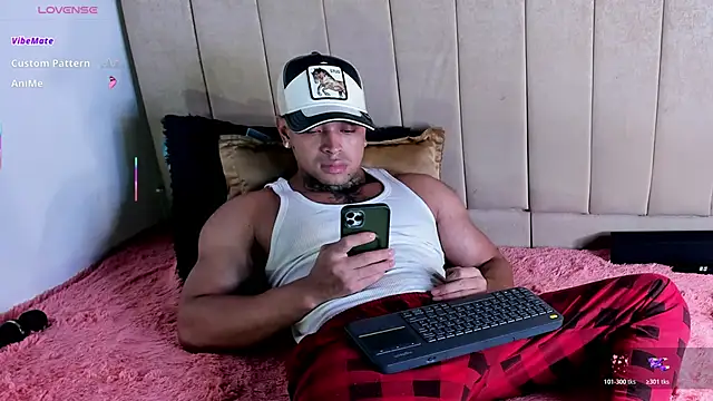 Stiven_collins live XXX chat