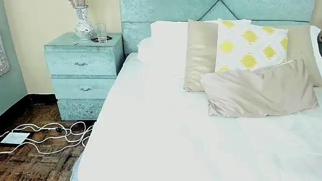 Chat +18 de NaomySakura ao vivo