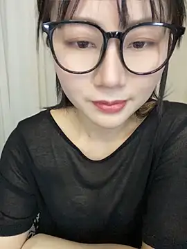 yaya0302 网络视讯表演