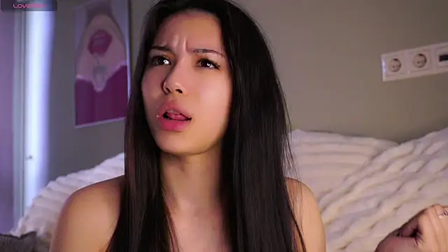 SulemaNeugin's Live XXX Chat