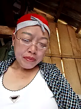 Sembang XXX Secara Langsung Agnes-baby